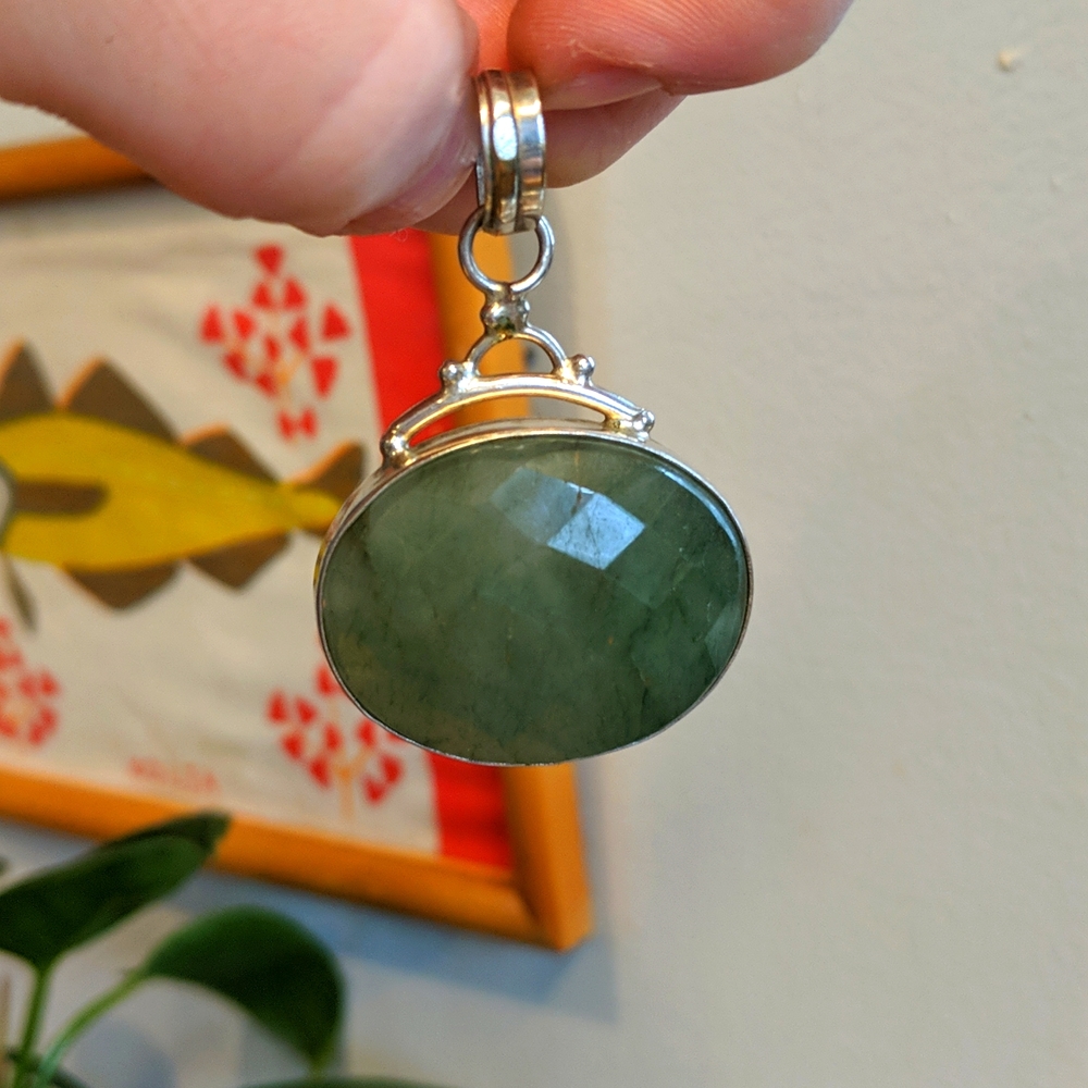 Jade pendant
